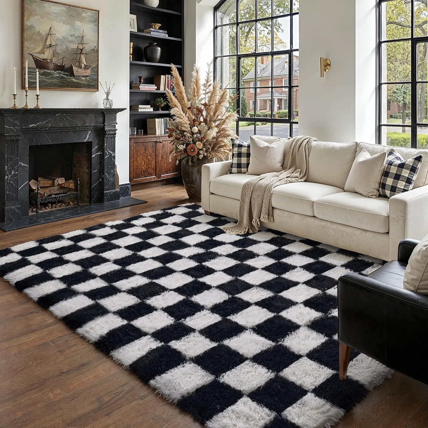black checkered rug — photo 1 of 4